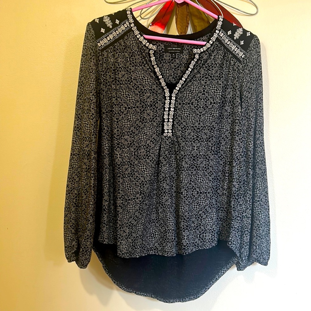 Lucky Brand Black w/ White Pattern Long Sleeve Shirt (Size Medium)